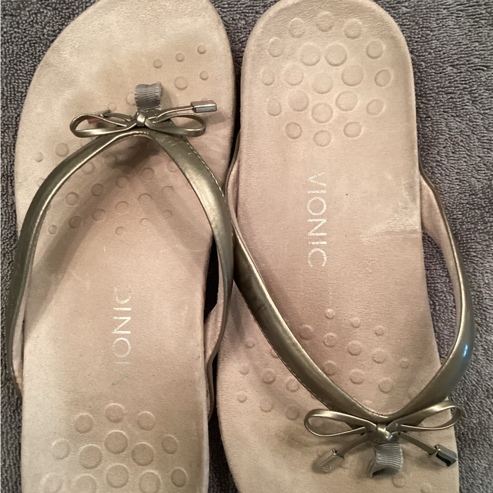 Vionic toe sandal “Bella” style